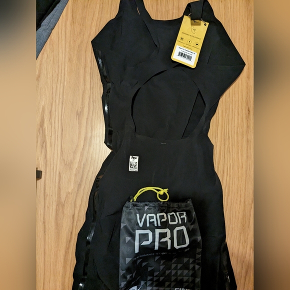 FINIS TECH RACE SWIM SUIT VAPOR PRO KNEESKIN - NEW IN BOX - Picture 3 of 10